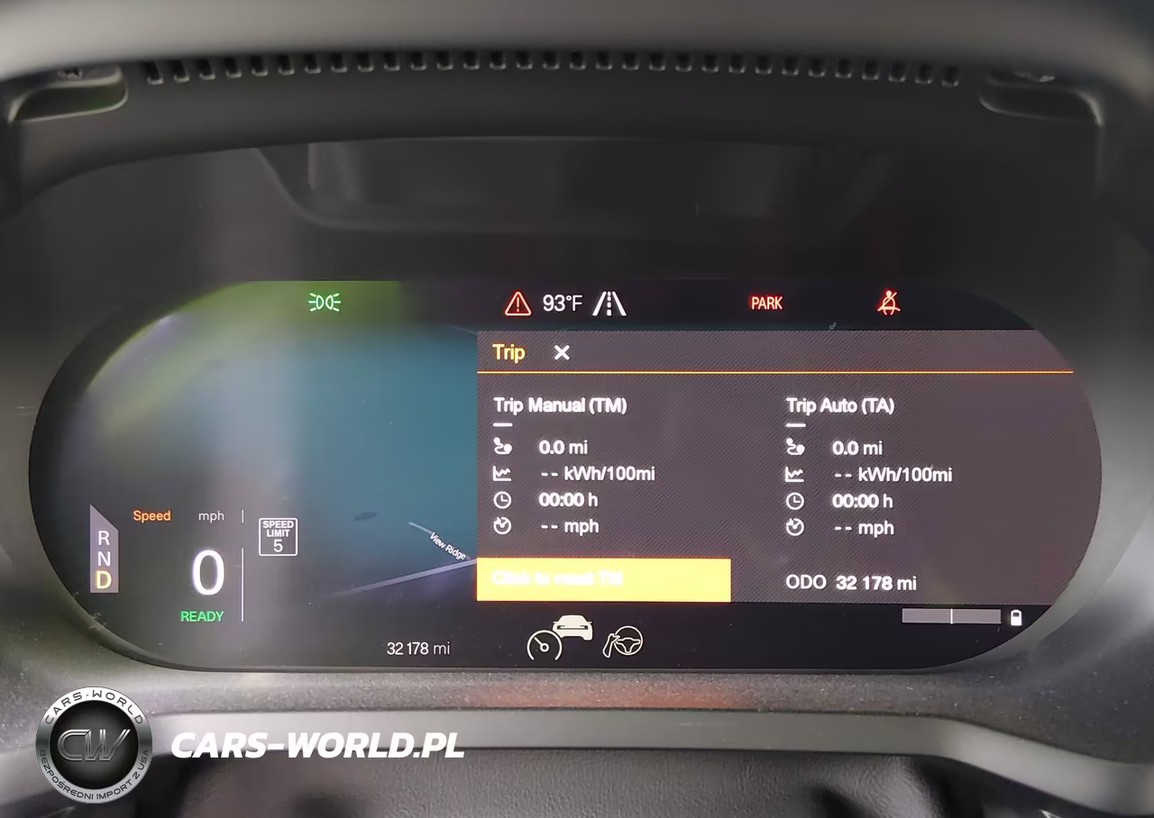 2024 Polestar 2 Long Range Dual Motor Performance Plus VIN:YSMFG3KAXRL220520 - 7