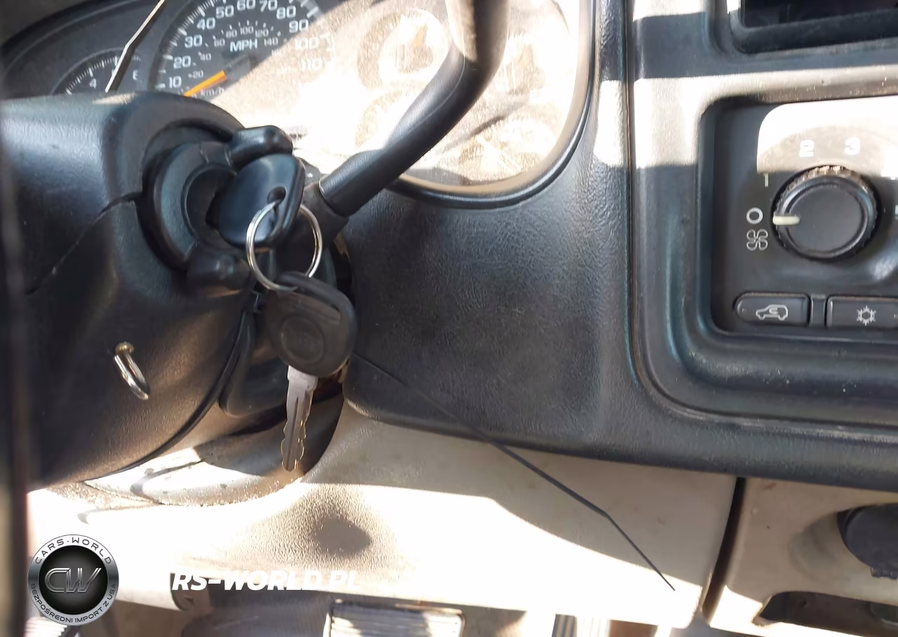 2003 Chevrolet Silverado 1500 Work Truck VIN:1GCEC14X73Z329773 - 11