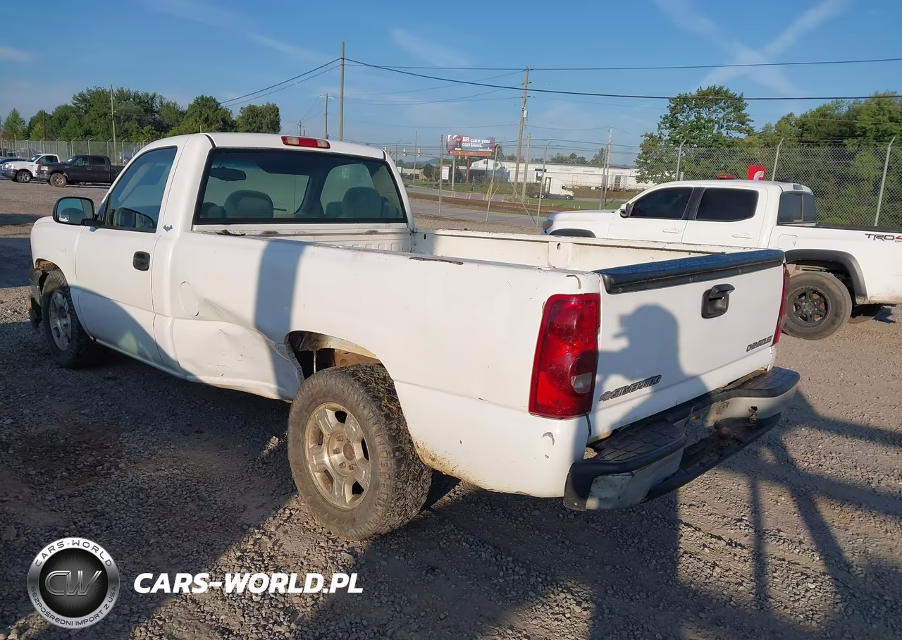 2003 Chevrolet Silverado 1500 Work Truck VIN:1GCEC14X73Z329773 - 3
