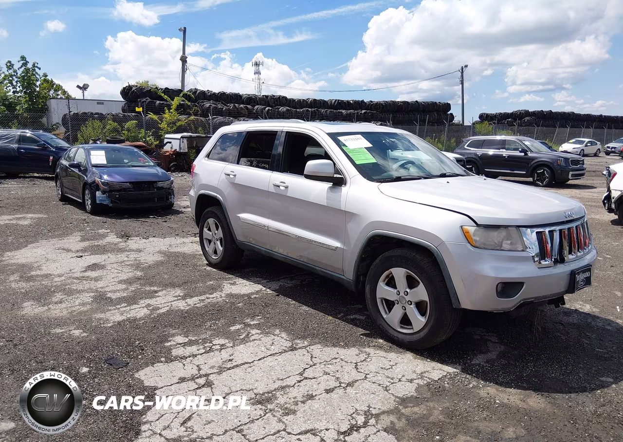 2012 Jeep Grand Cherokee Laredo – zdjęcie 1 z 15