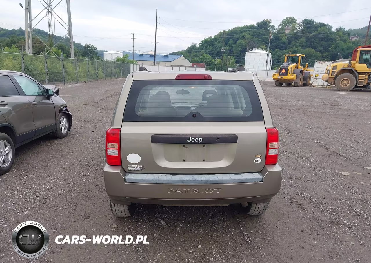 2007 Jeep Patriot Sport VIN:1J8FT28047D358778 - 16