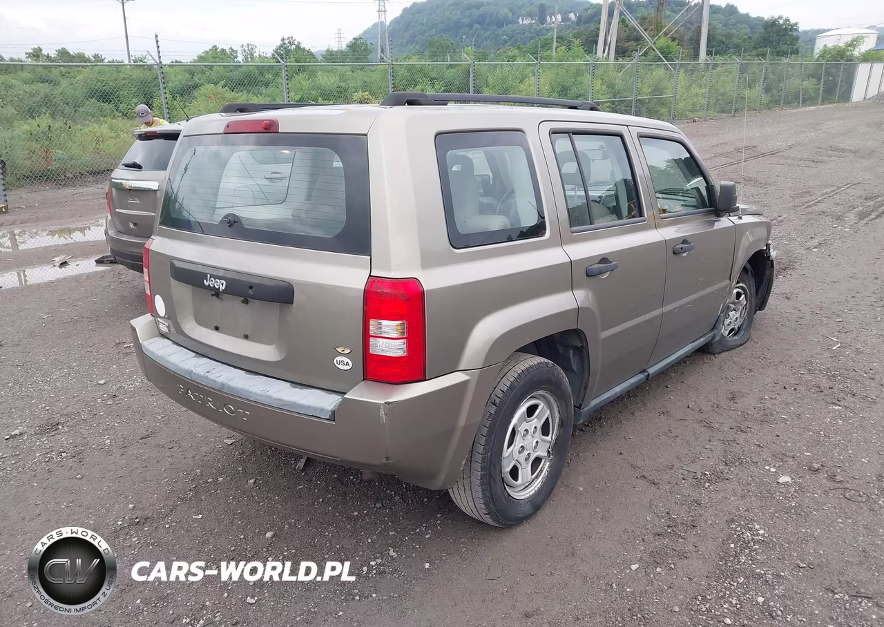 2007 Jeep Patriot Sport VIN:1J8FT28047D358778 - 4
