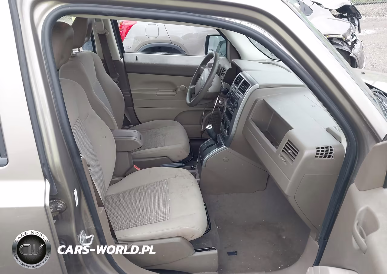 2007 Jeep Patriot Sport VIN:1J8FT28047D358778 - 5