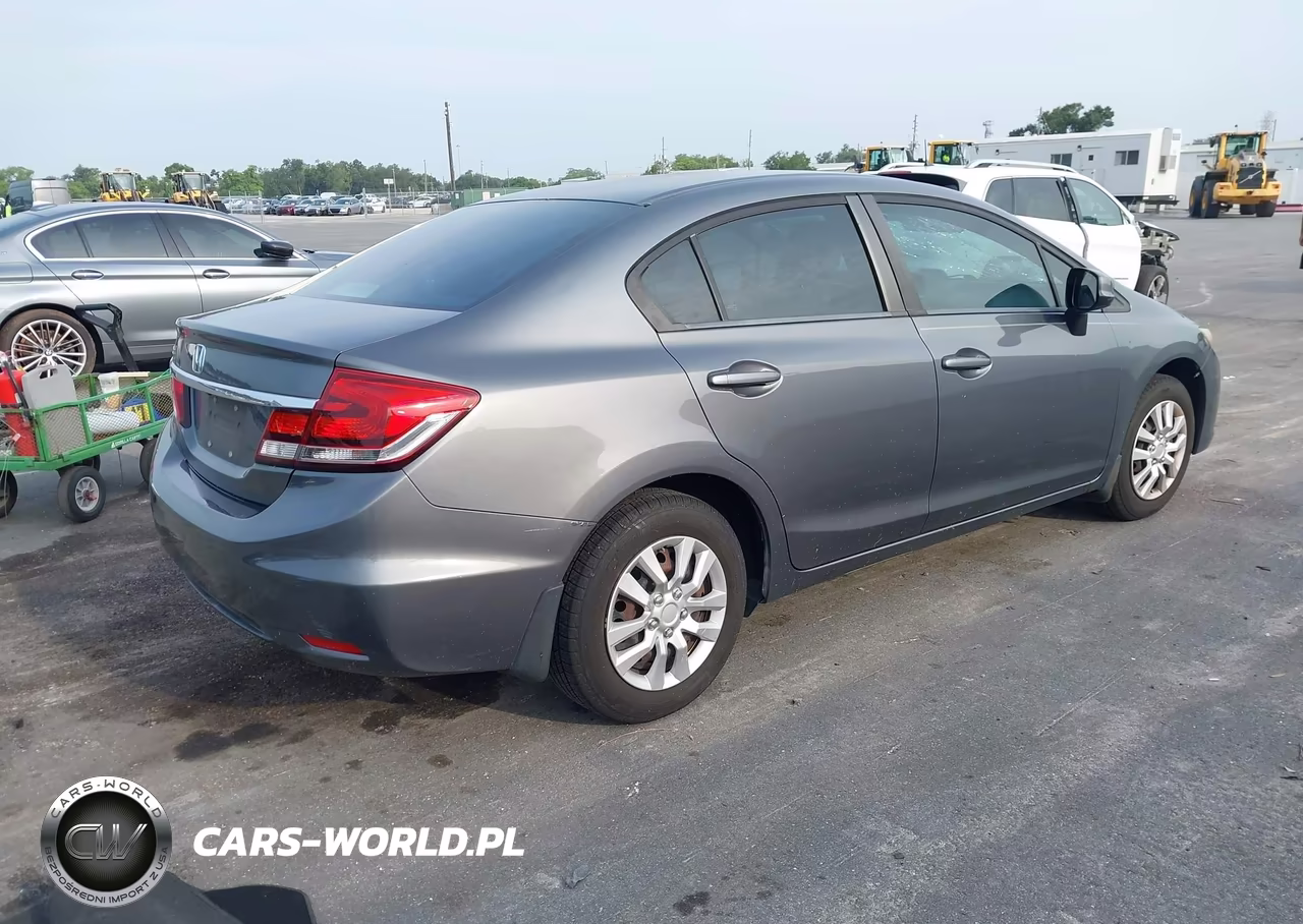 2013 Honda Civic Lx VIN:19XFB2F56DE035898 - 4