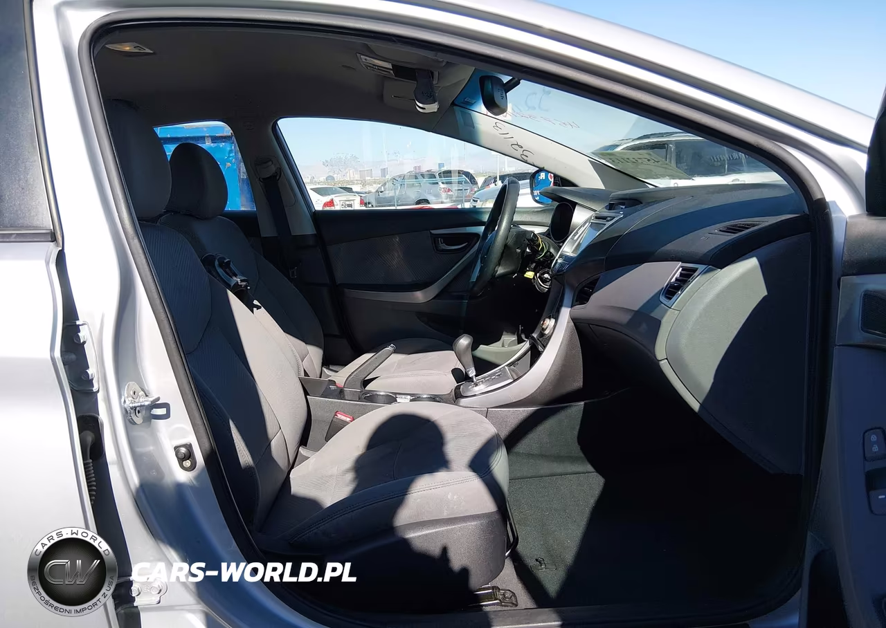 2011 Hyundai Elantra Gls VIN:5NPDH4AE2BH047855 - 5