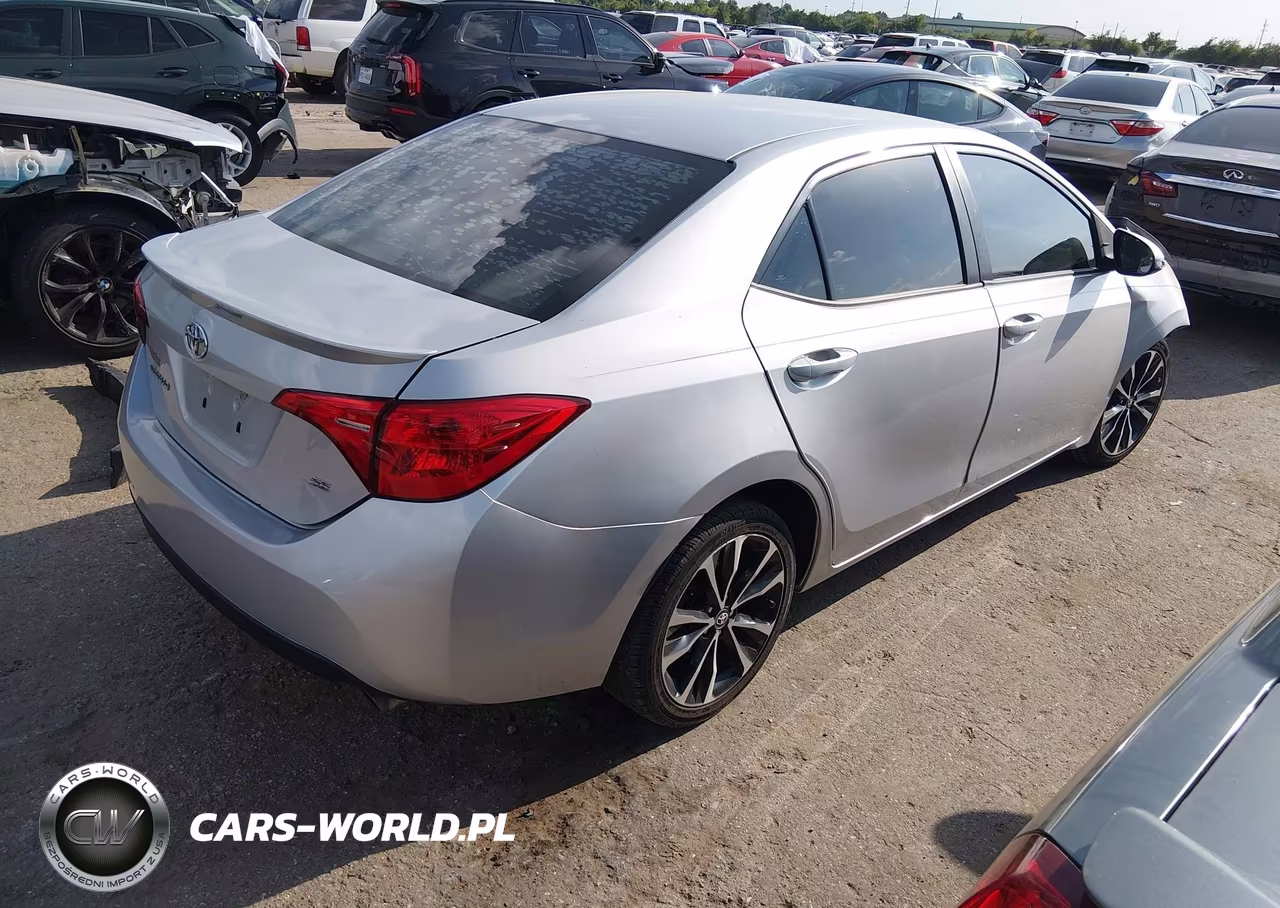 2019 Toyota Corolla Se VIN:2T1BURHE0KC125459 - 4