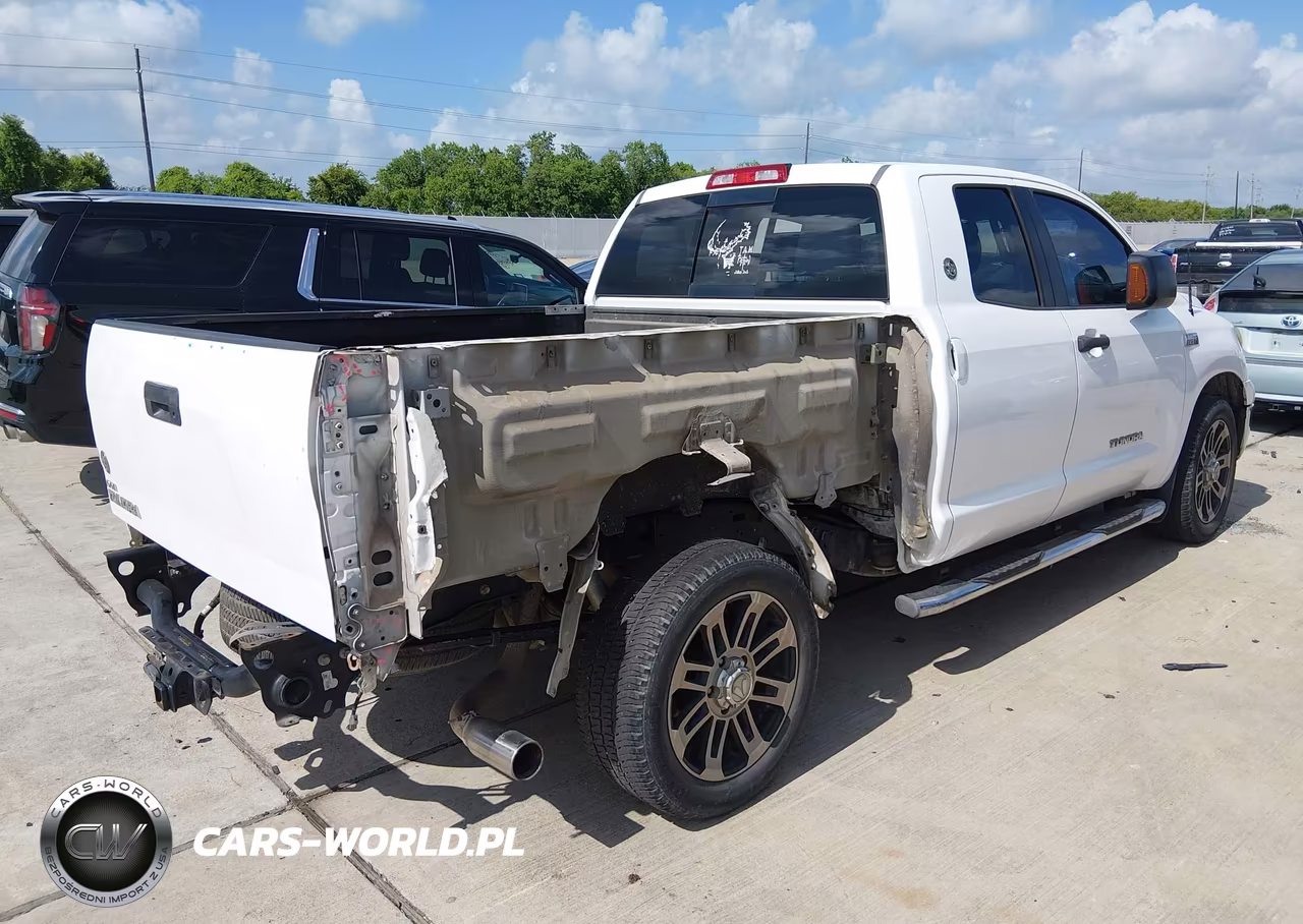 2013 Toyota Tundra Grade 5.7L V8 VIN:5TFRY5F18DX141330 - 4