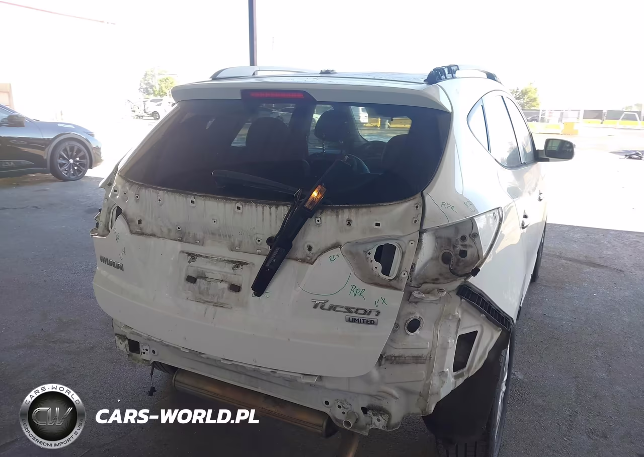 2013 Hyundai Tucson Limited VIN:KM8JU3AC0DU658415 - 4