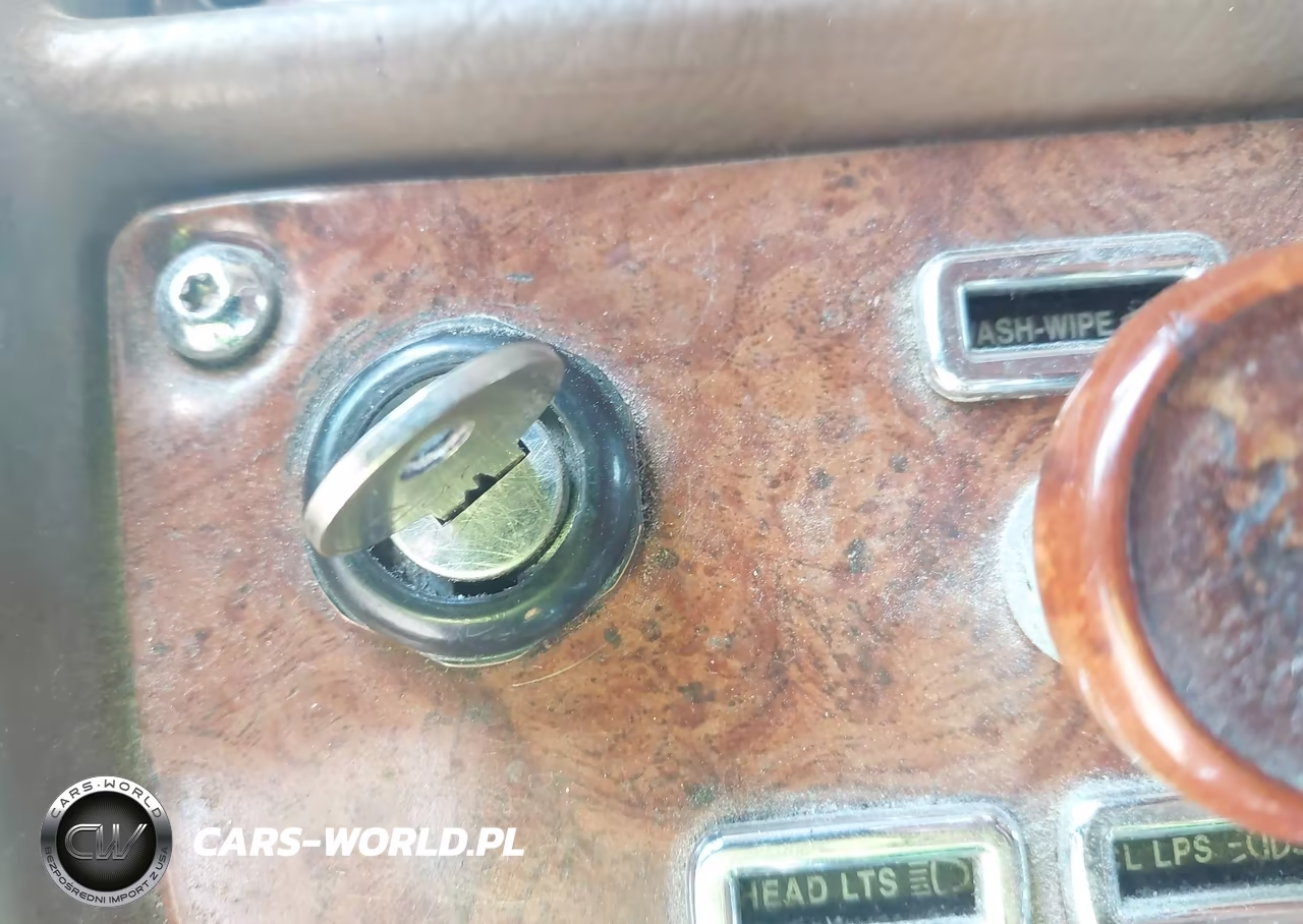 2001 Peterbilt 379 VIN:1XP5DB9X01N562151 - 10