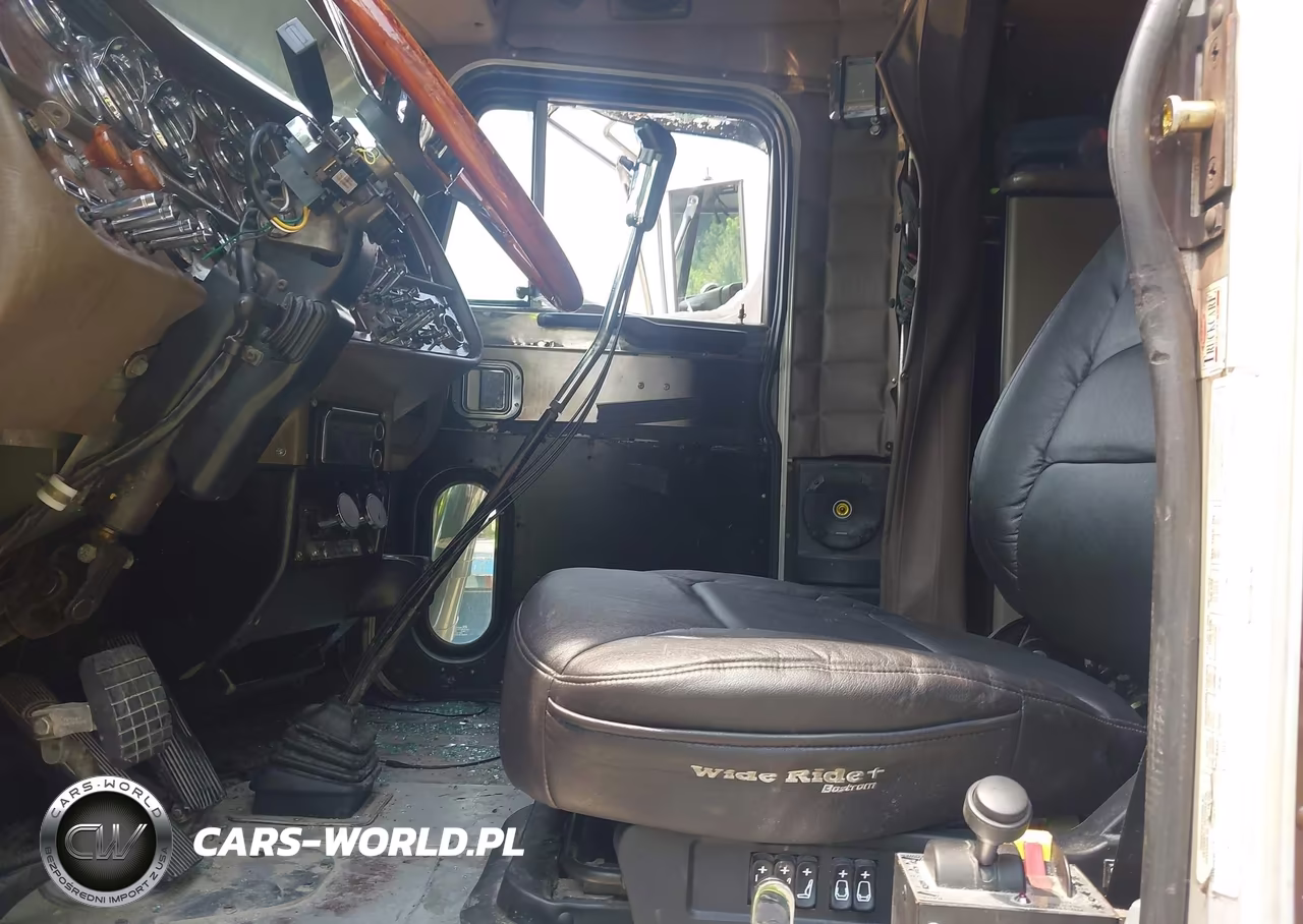 2001 Peterbilt 379 VIN:1XP5DB9X01N562151 - 7