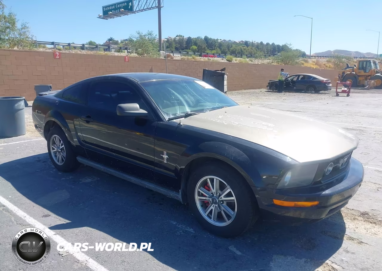 2007 Ford Mustang V6 Deluxe-V6 Premium