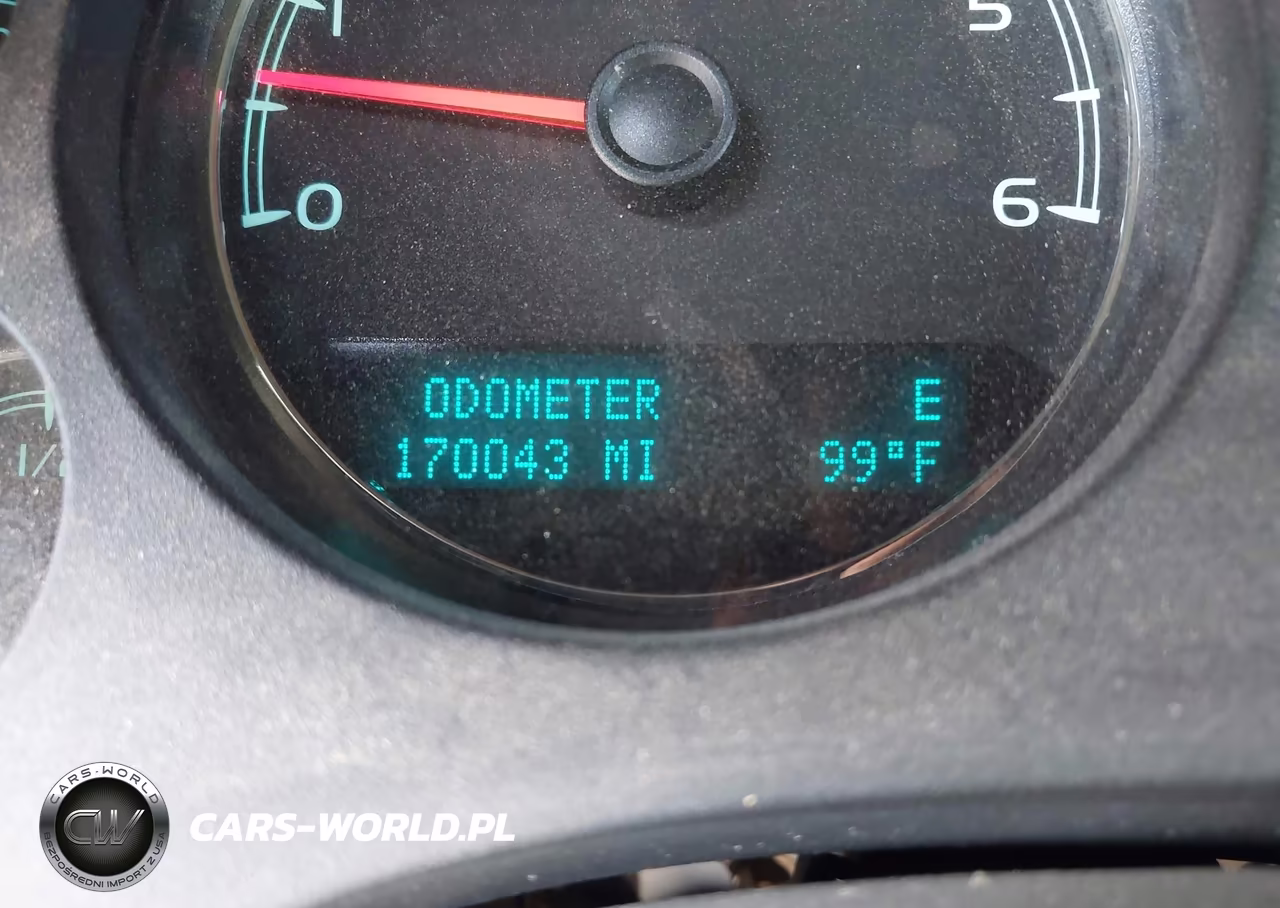 2011 Chevrolet Suburban Ltz VIN:1GNSKKE38BR358891 - 15