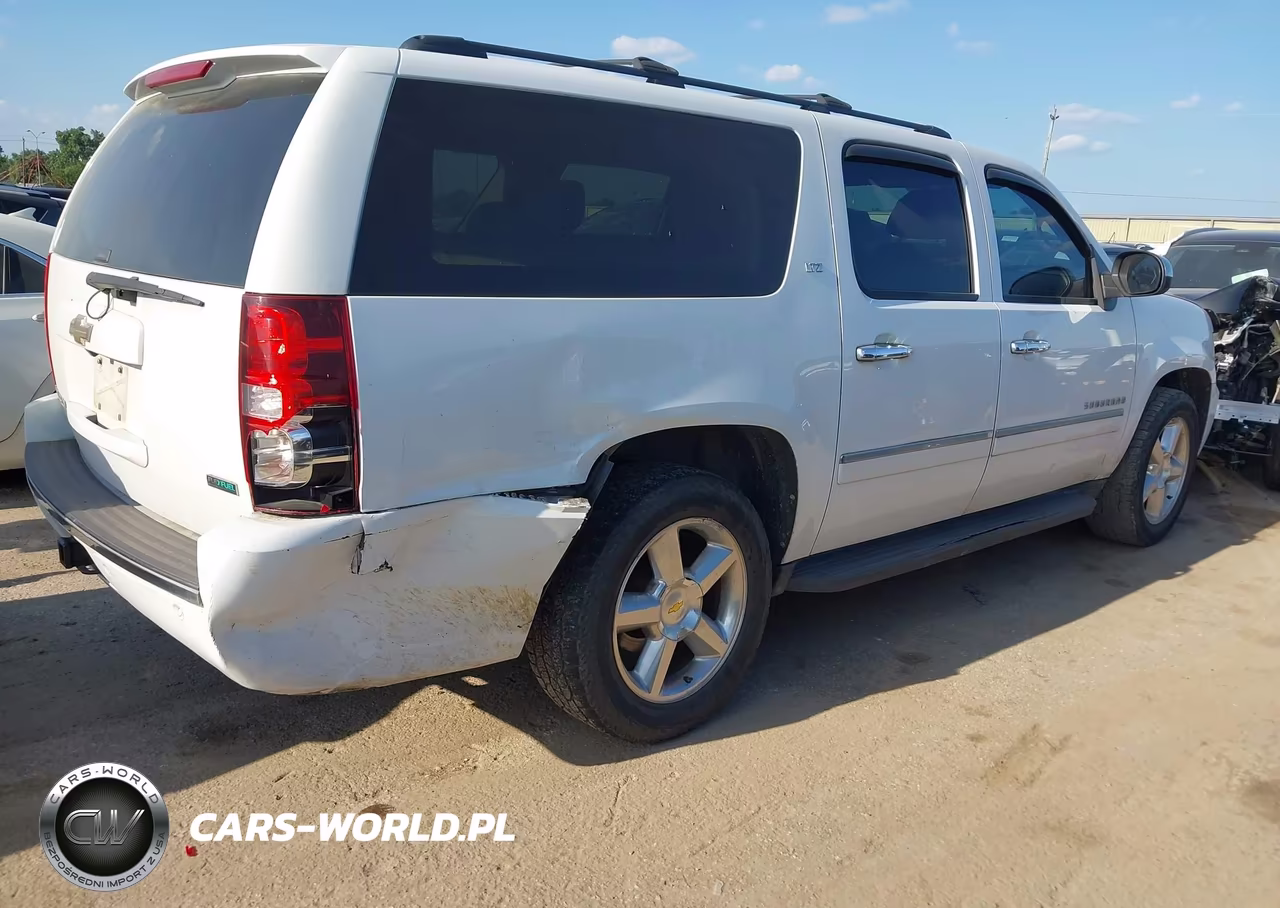 2011 Chevrolet Suburban Ltz VIN:1GNSKKE38BR358891 - 4