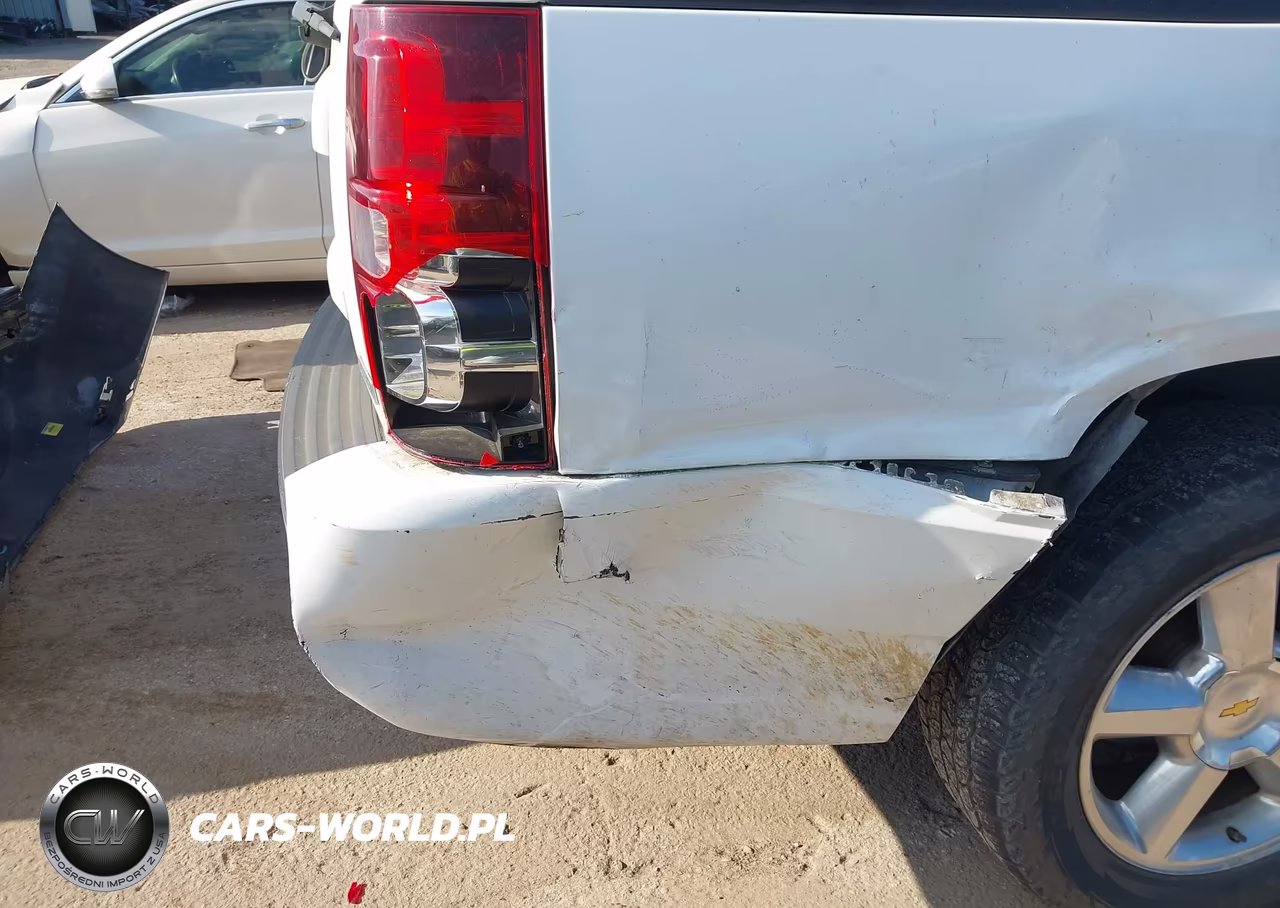2011 Chevrolet Suburban Ltz VIN:1GNSKKE38BR358891 - 6