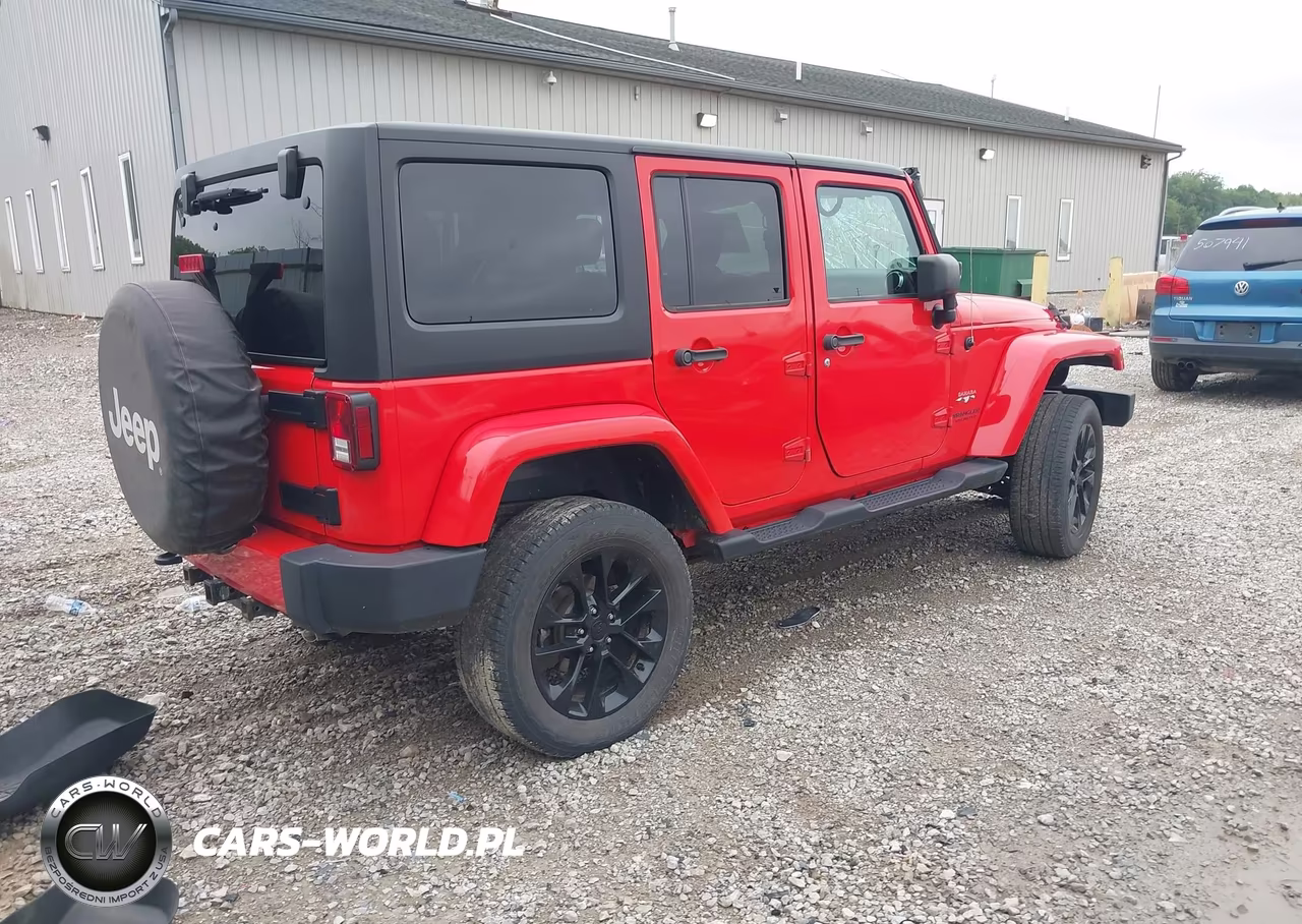 2017 Jeep Wrangler Unlimited Sahara VIN:1C4HJWEG5HL660926 - 4