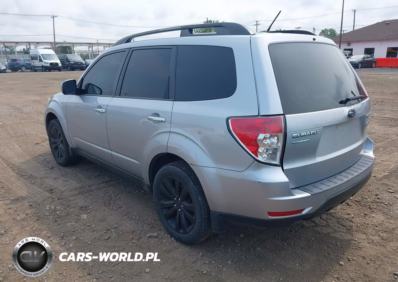 2012 Subaru Forester 2.5X Premium VIN:JF2SHADC7CH459027 - 3