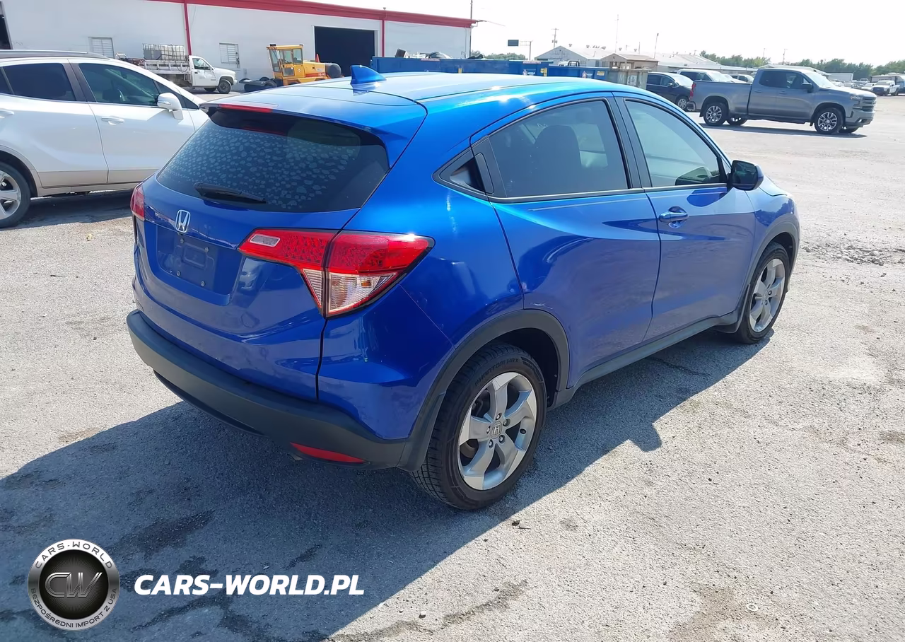 2018 Honda Hr-V Lx VIN:3CZRU5H36JM723433 - 4