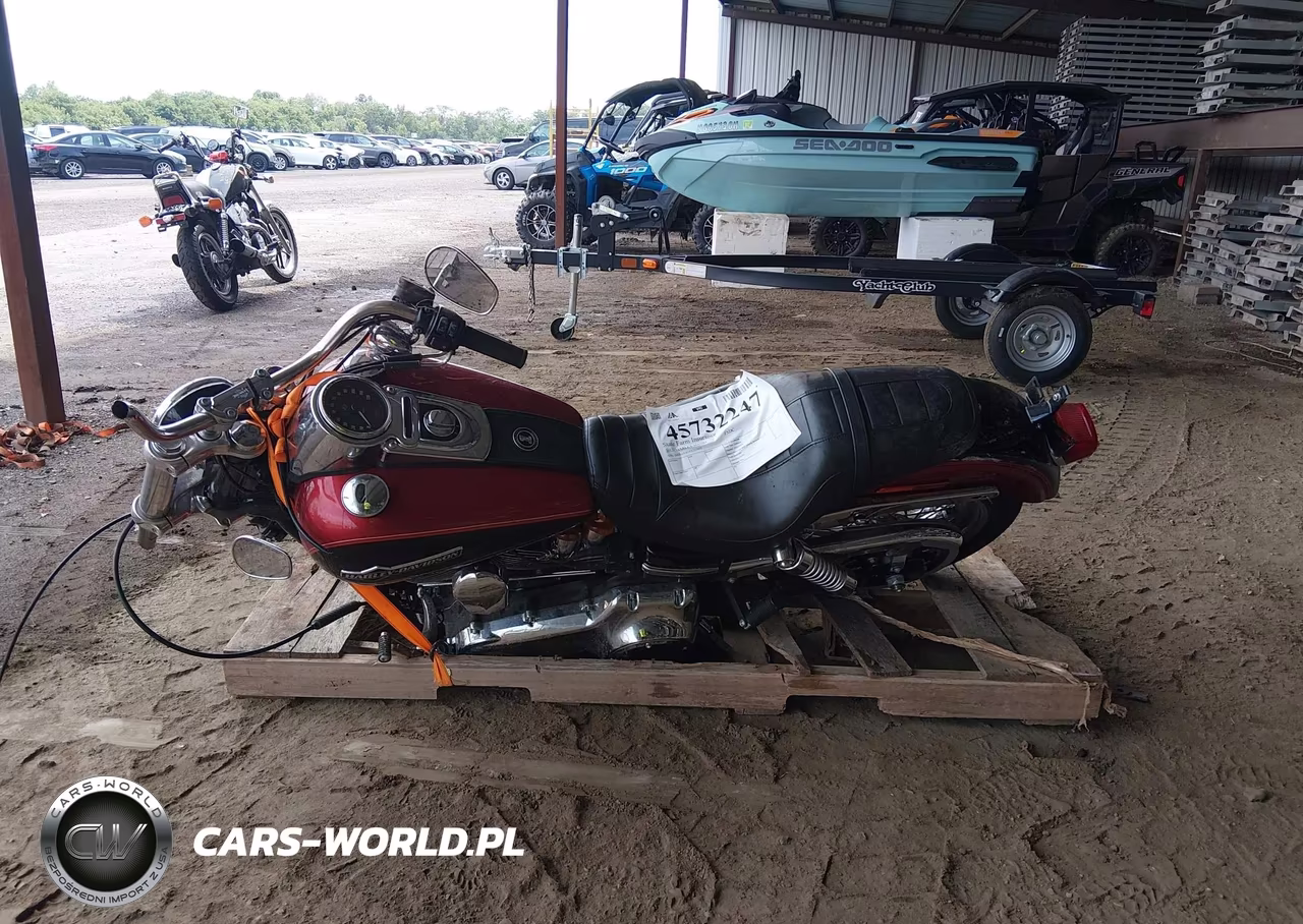 2012 Harley-Davidson Fxdc Dyna Super Glide VIN:1HD1GV411CC317951 - 12