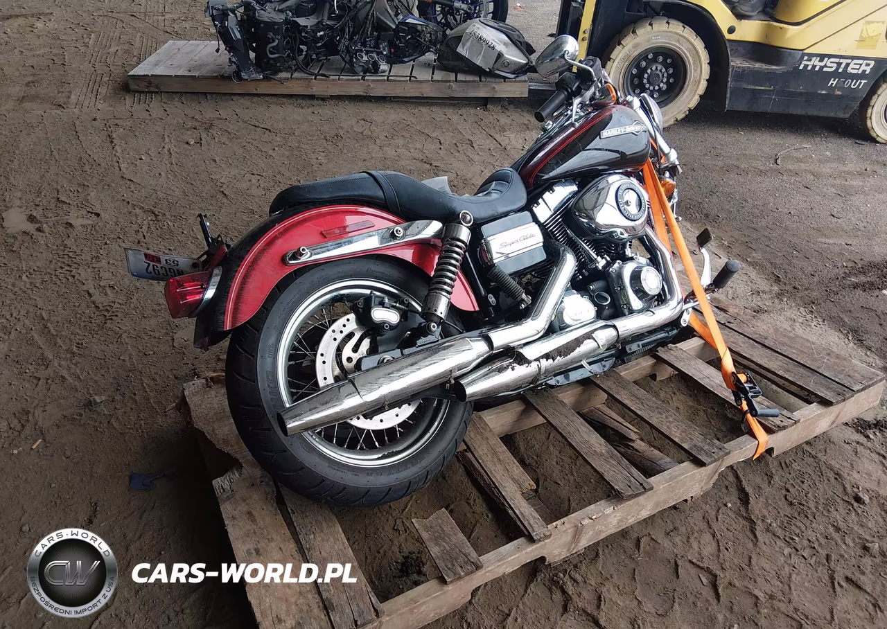 2012 Harley-Davidson Fxdc Dyna Super Glide VIN:1HD1GV411CC317951 - 4