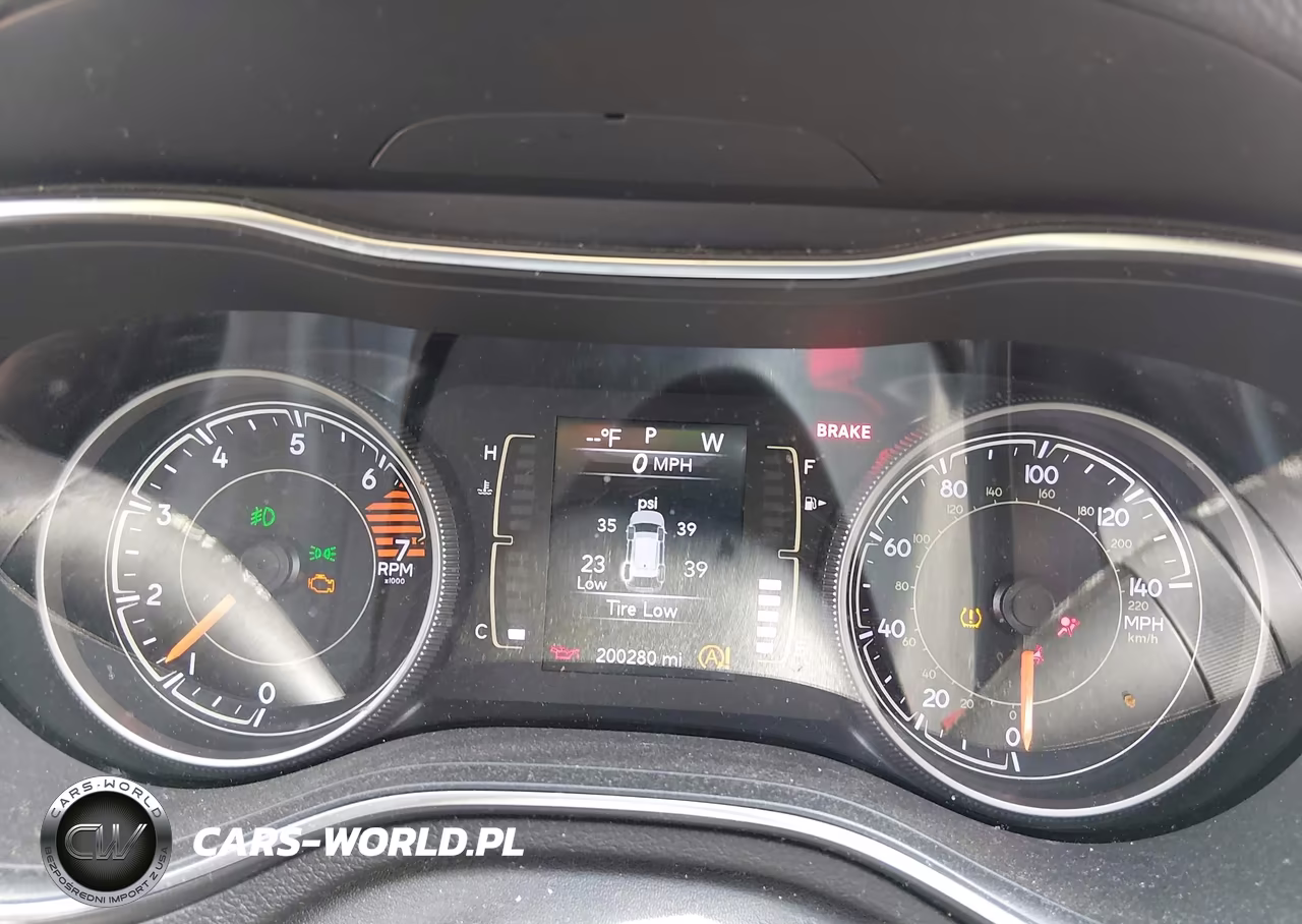 2019 Jeep Cherokee Latitude Plus Fwd VIN:1C4PJLLB6KD220474 - 7