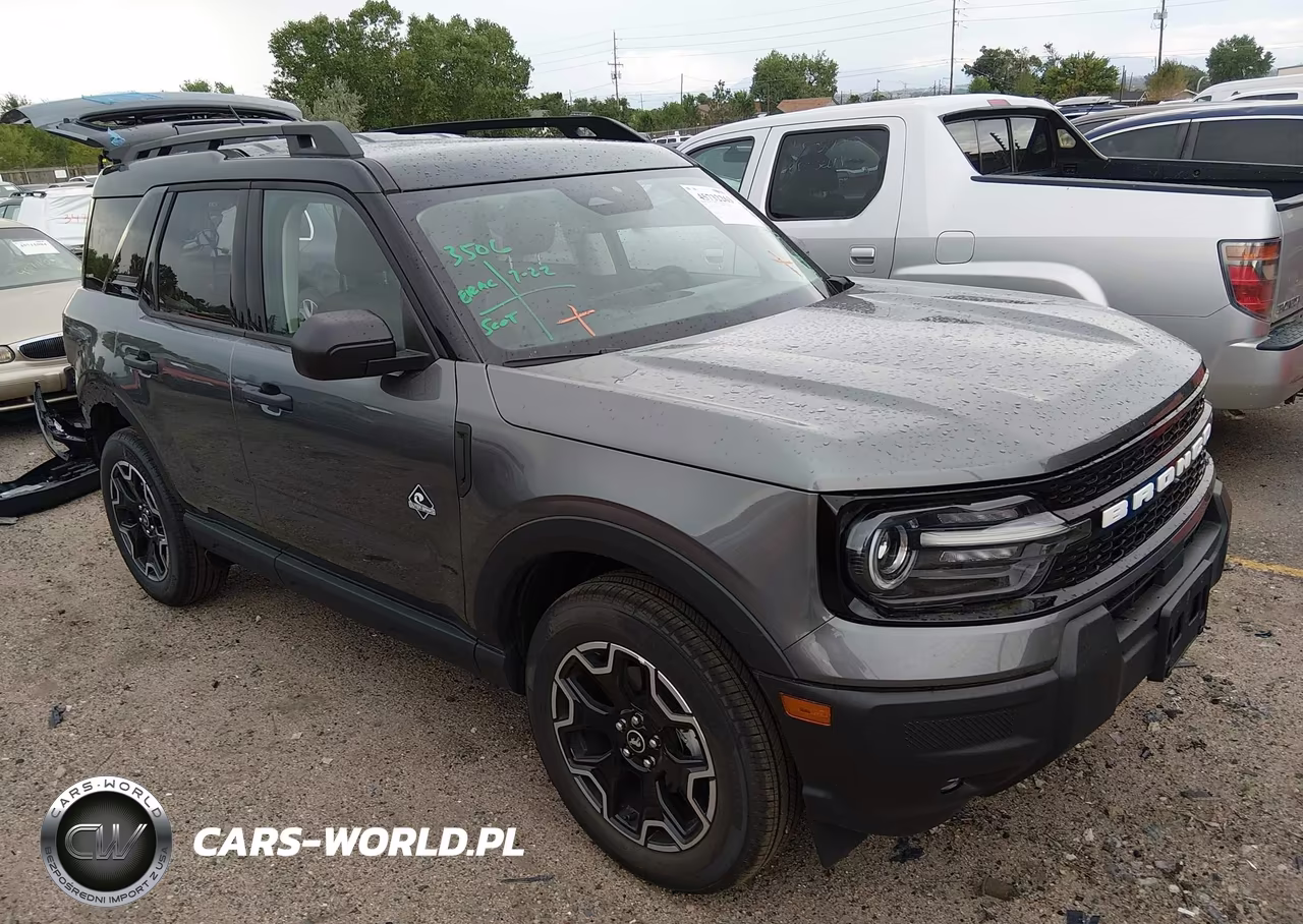 2026 Ford Bronco Sport Outer Banks – zdjęcie 1 z 17