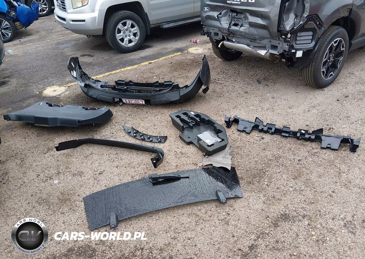 2026 Ford Bronco Sport Outer Banks VIN:3FMCR9CN3TRE63703 - 12