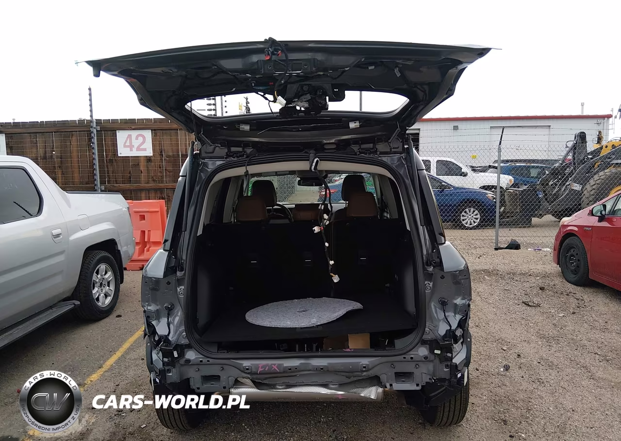 2026 Ford Bronco Sport Outer Banks VIN:3FMCR9CN3TRE63703 - 17