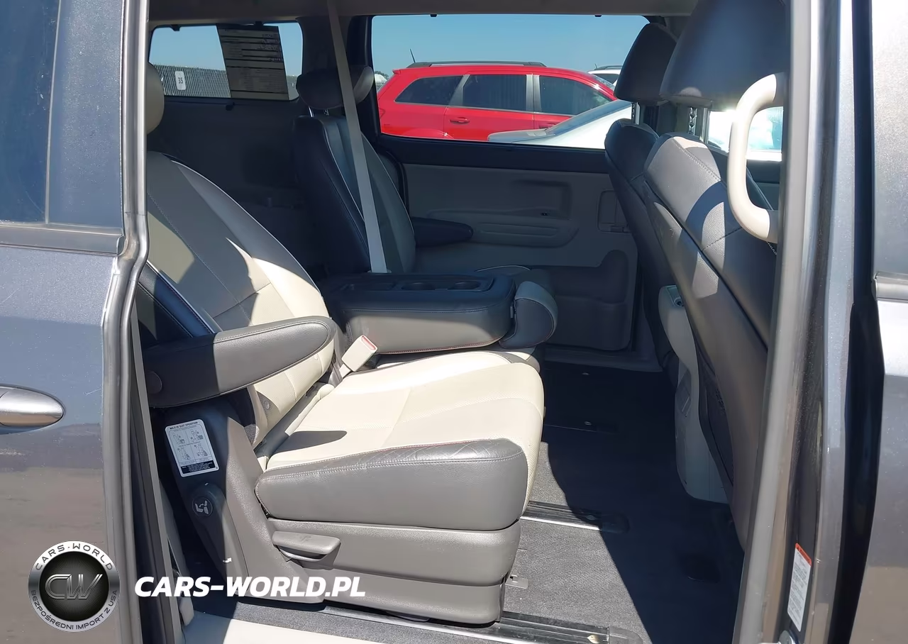 2017 Kia Sedona Lx VIN:KNDMB5C15H6242630 - 8