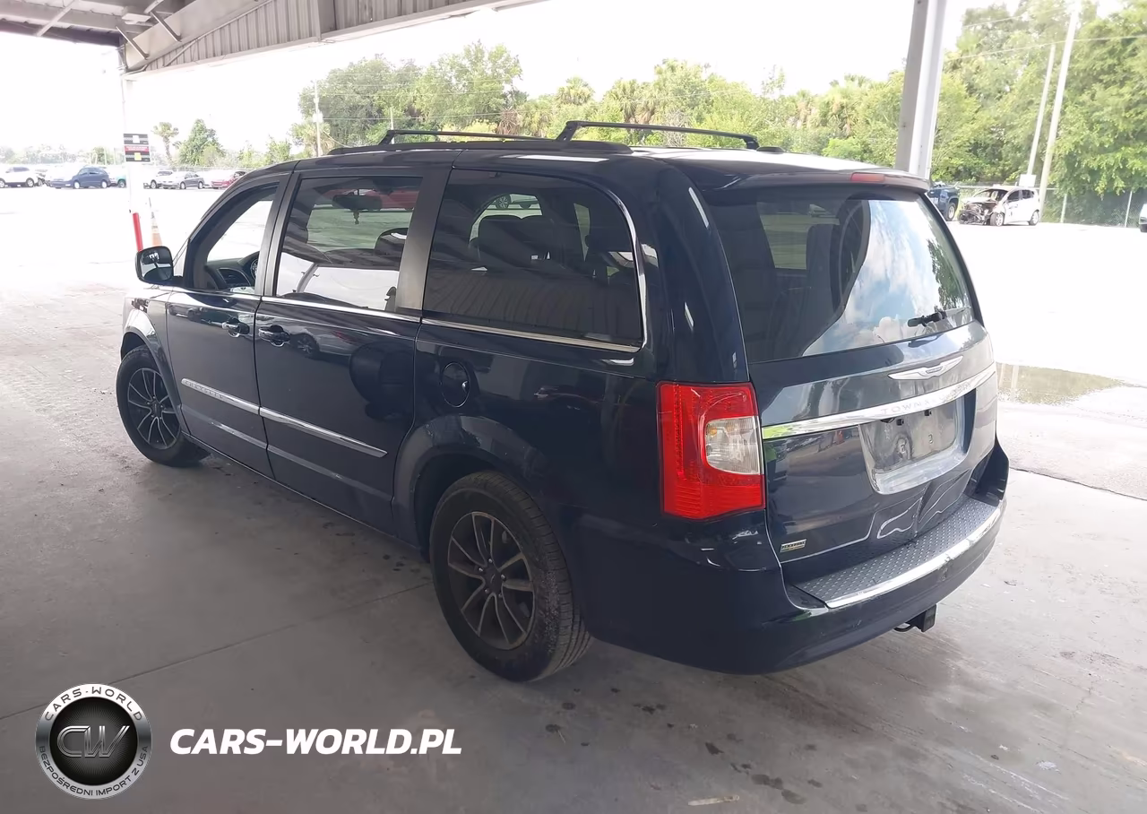 2014 Chrysler Town & Country Touring VIN:2C4RC1BG1ER255770 - 3