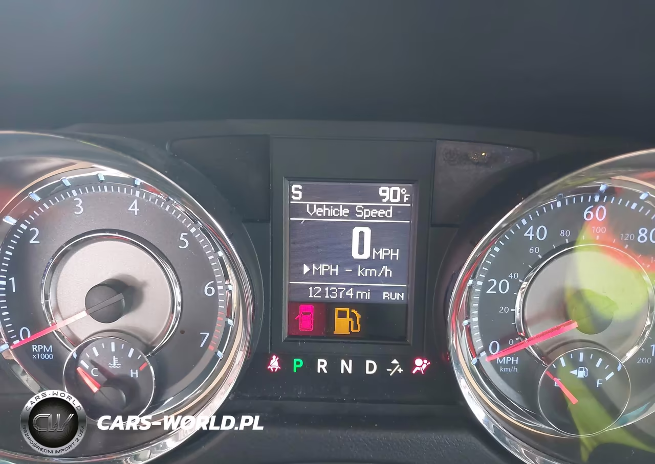 2014 Chrysler Town & Country Touring VIN:2C4RC1BG1ER255770 - 7