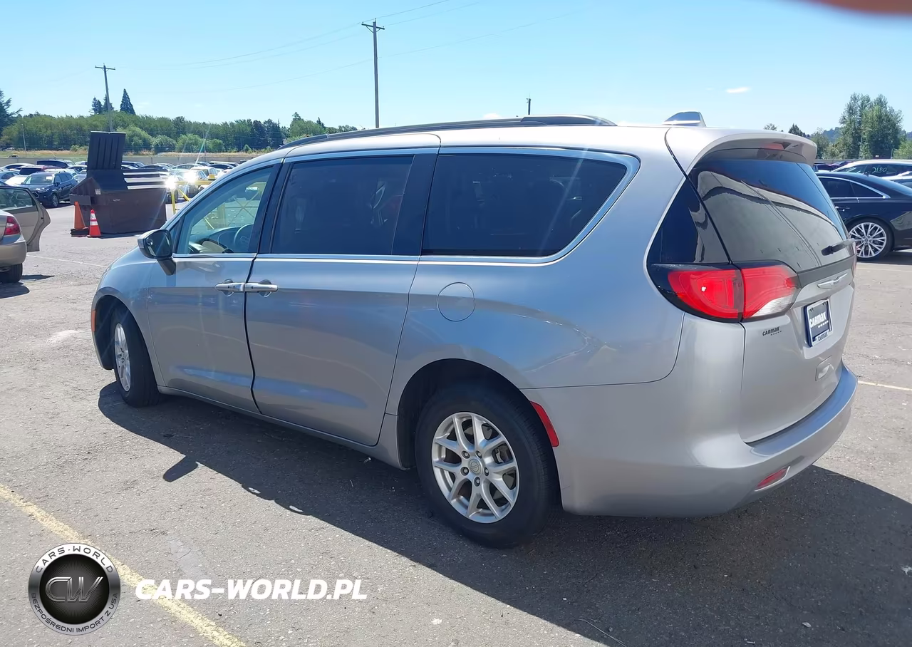 2020 Chrysler Voyager Lxi VIN:2C4RC1DG1LR184287 - 3