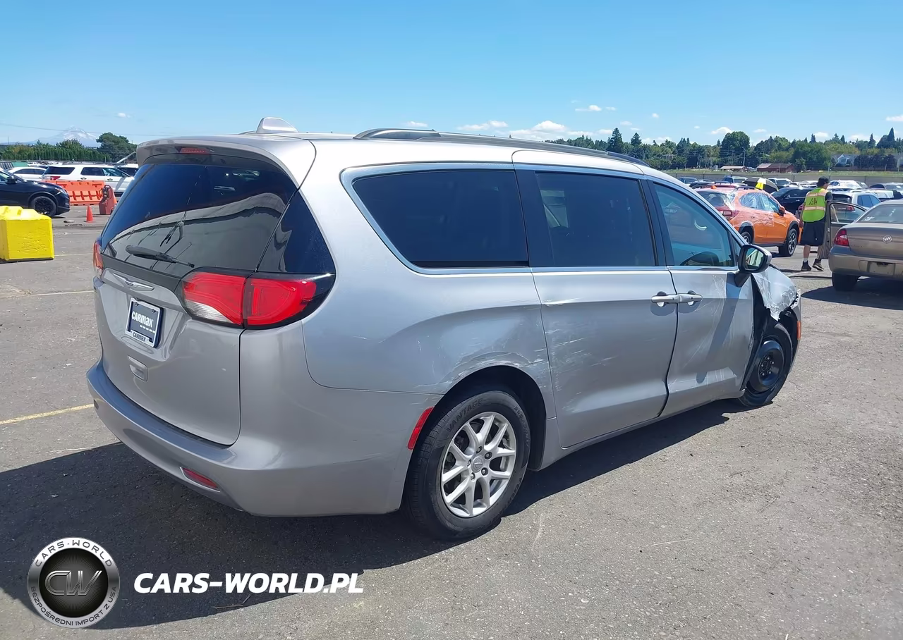 2020 Chrysler Voyager Lxi VIN:2C4RC1DG1LR184287 - 4