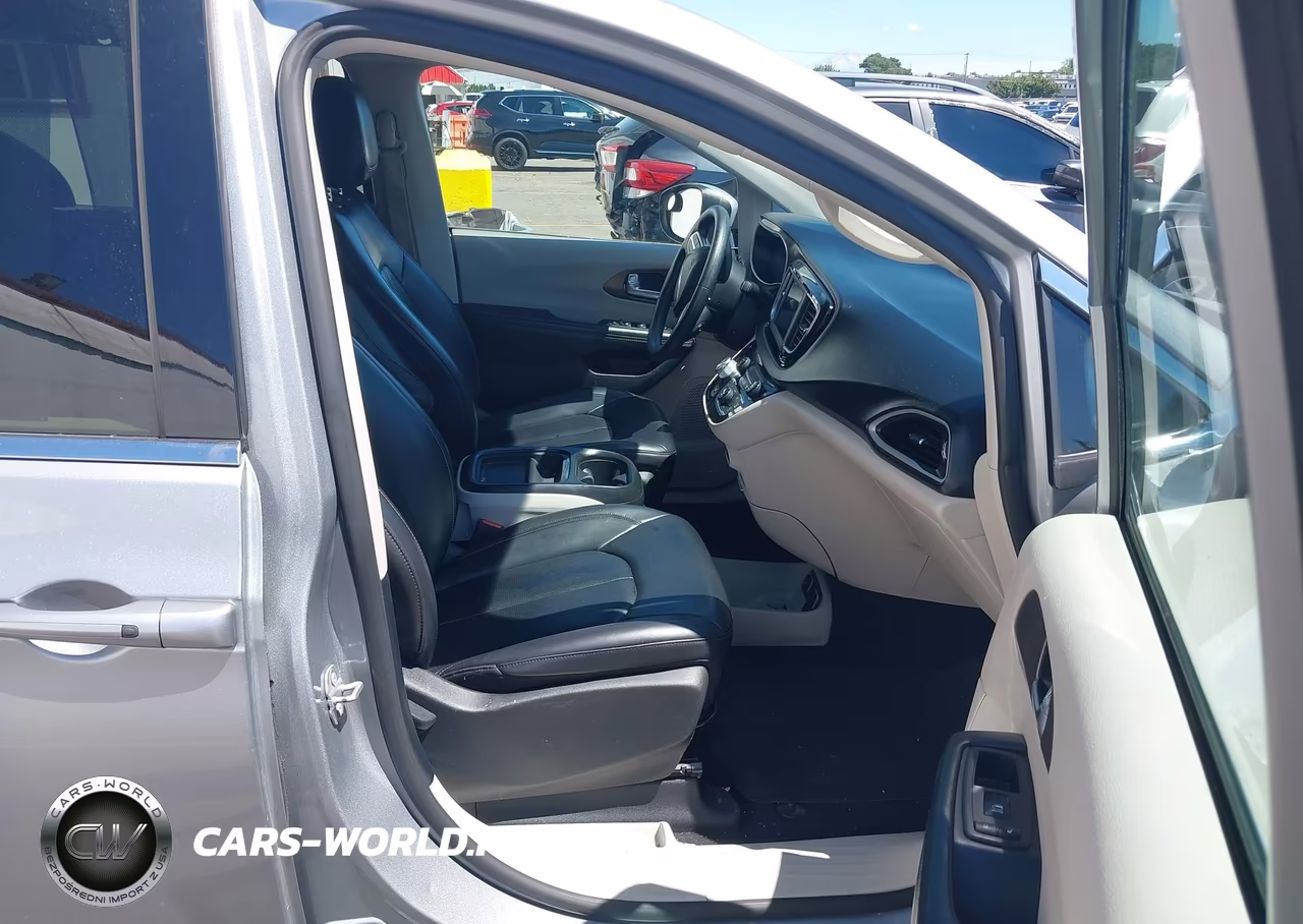 2020 Chrysler Voyager Lxi VIN:2C4RC1DG1LR184287 - 5