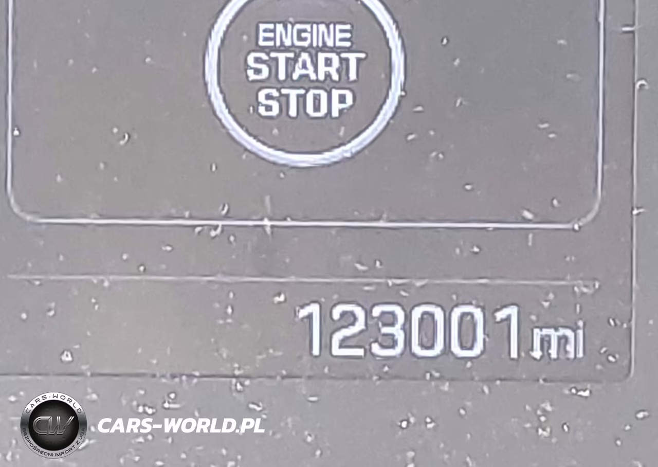 2018 Hyundai Elantra Value Edition VIN:5NPD84LF0JH273252 - 15
