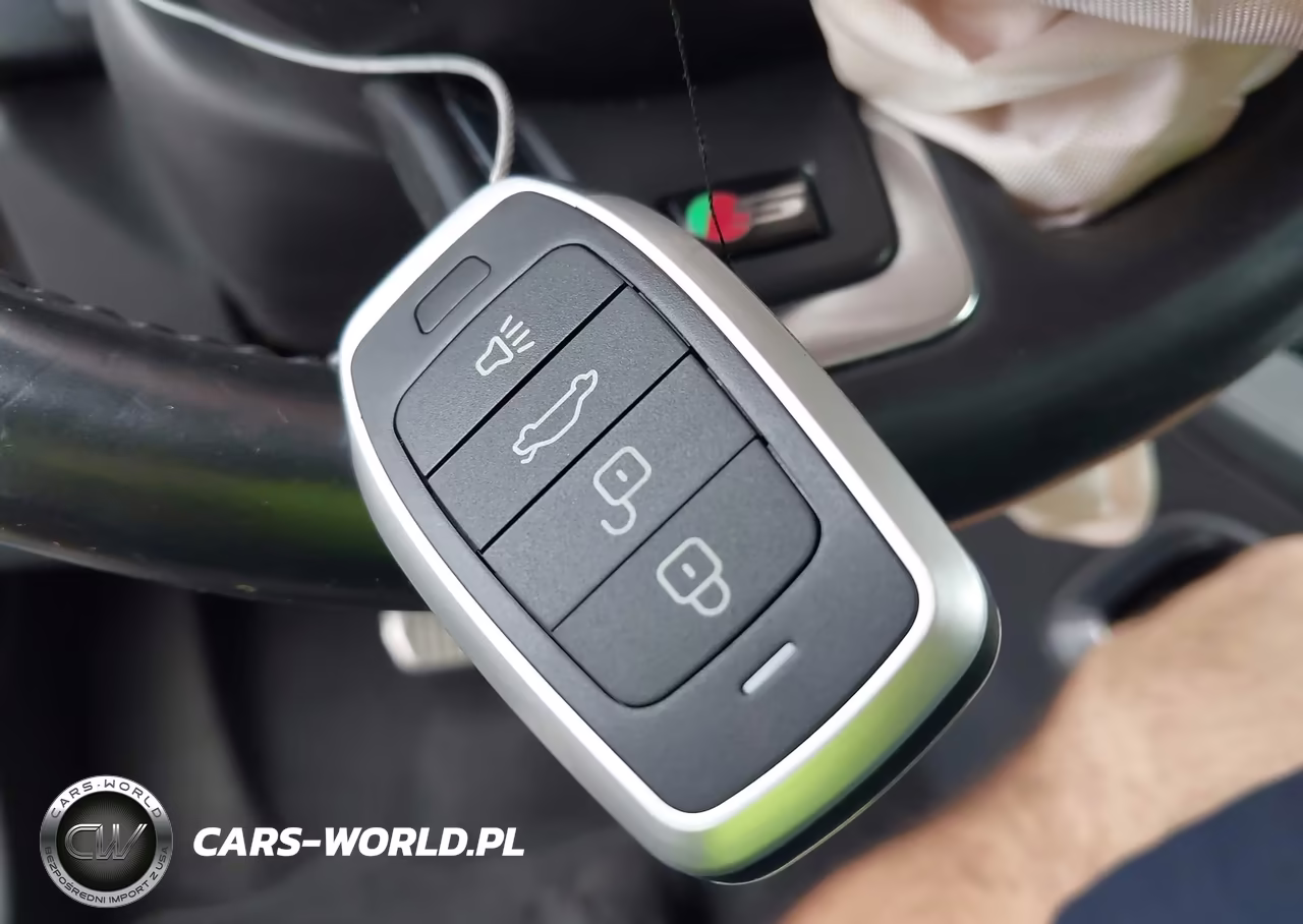 2017 Jaguar F-Pace S VIN:SADCM2BV5HA081142 - 11