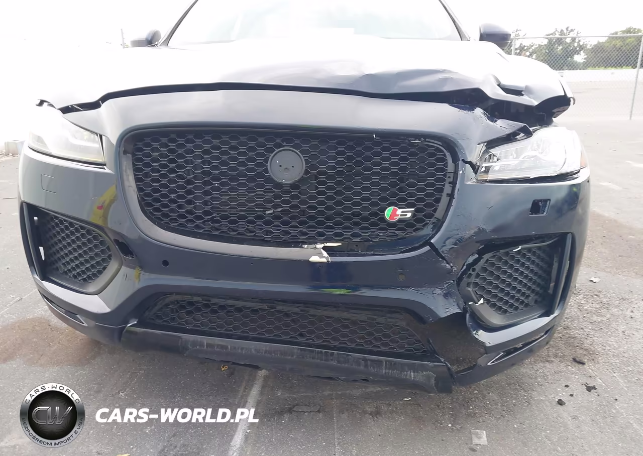 2017 Jaguar F-Pace S VIN:SADCM2BV5HA081142 - 18