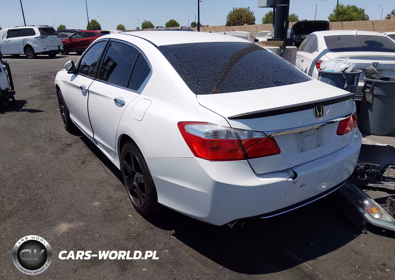 2015 Honda Accord Sport VIN:1HGCR2F53FA008969 - 3