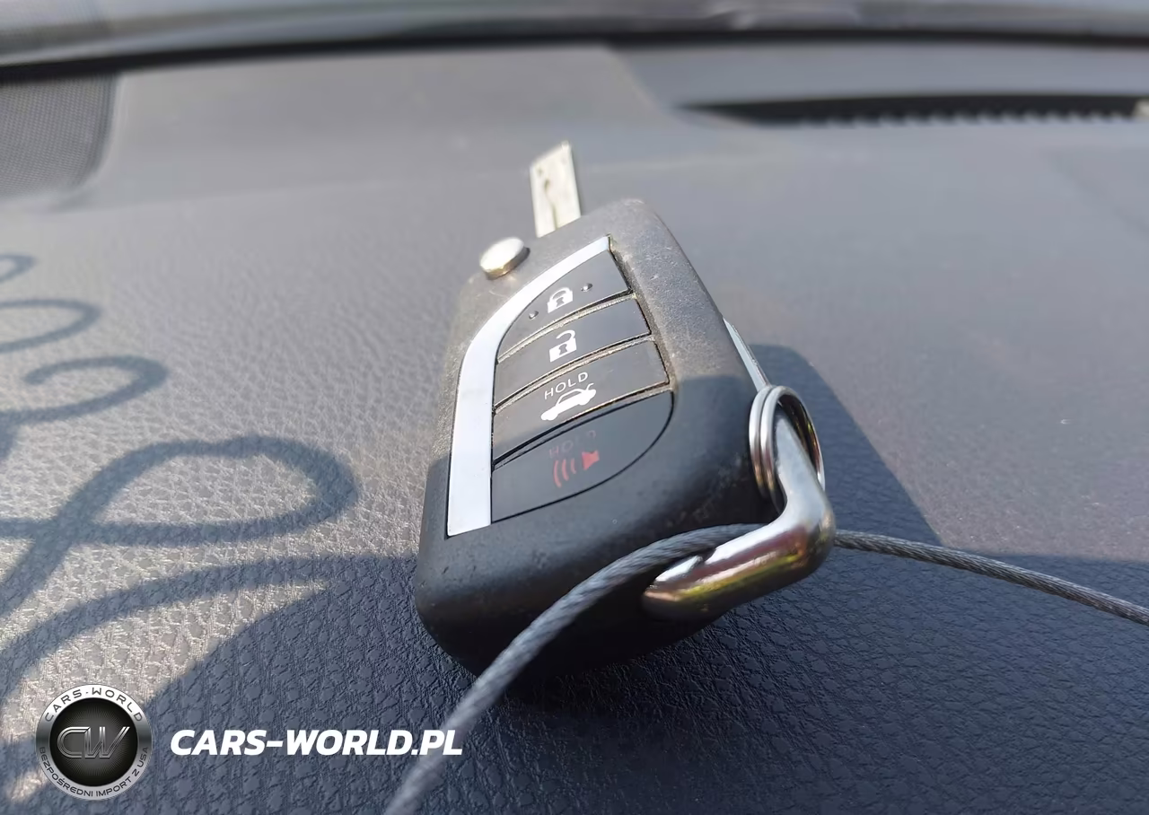 2020 Toyota Camry Se VIN:4T1G11AK1LU887666 - 11
