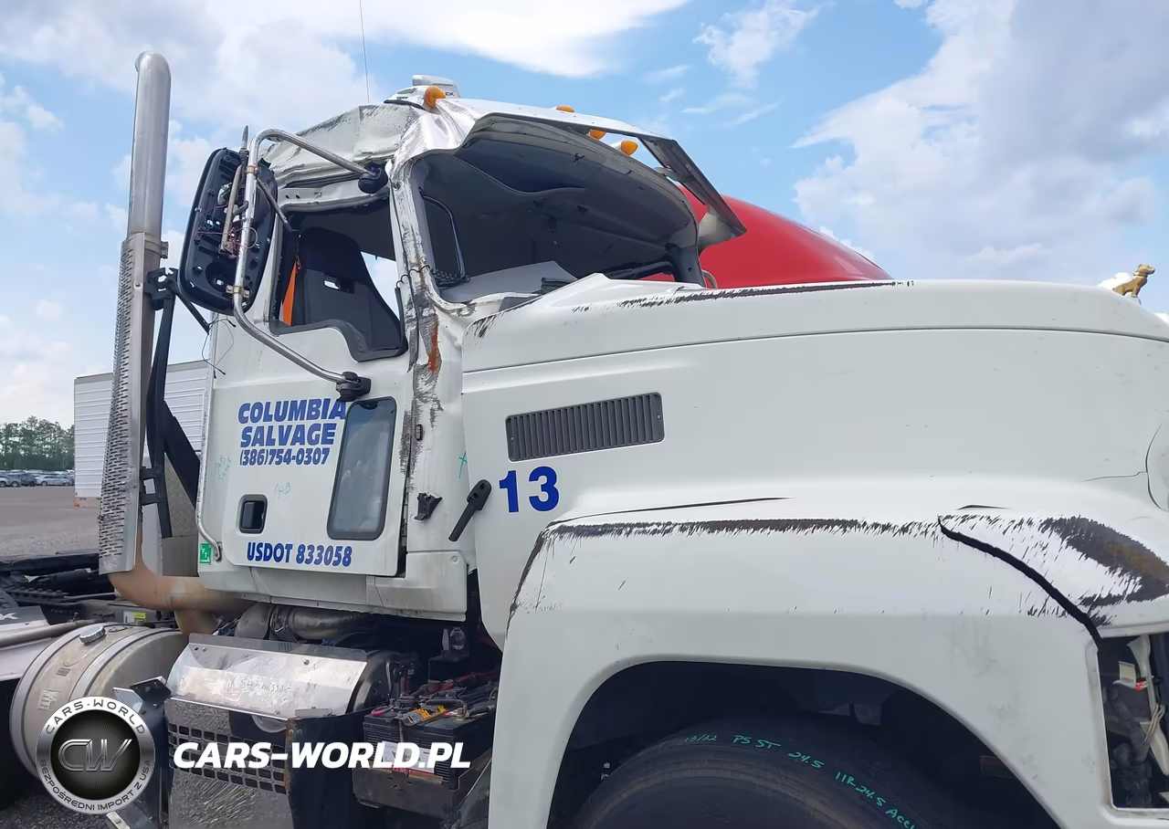 2024 Mack Pinnacle VIN:1M1PN4GYXRM013783 - 12