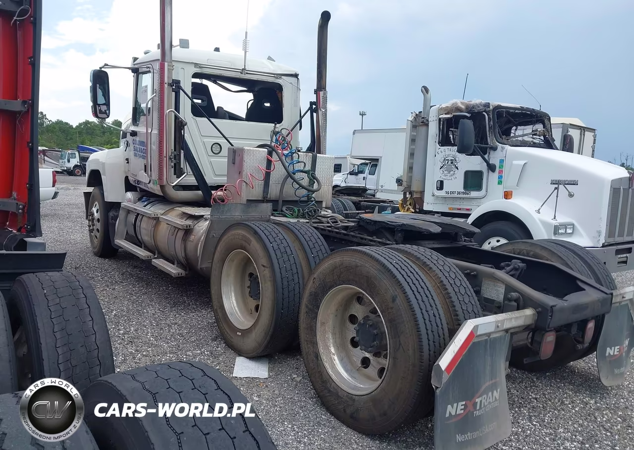 2024 Mack Pinnacle VIN:1M1PN4GYXRM013783 - 3