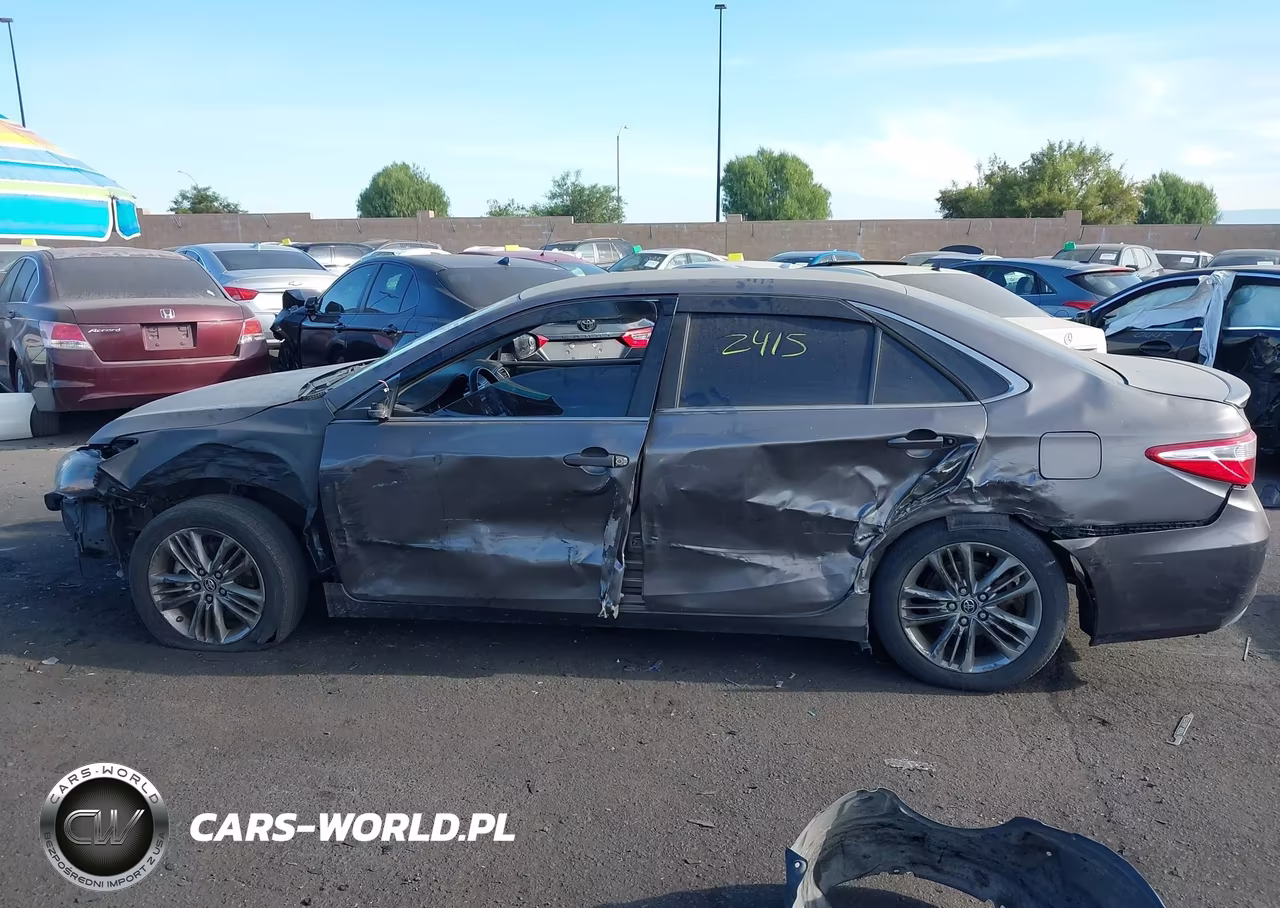 2016 Toyota Camry Se VIN:4T1BF1FK5GU171136 - 15
