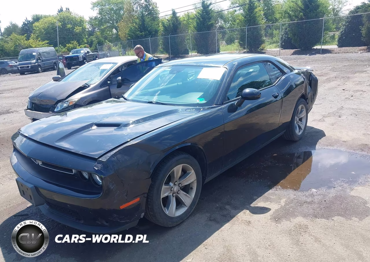 2018 Dodge Challenger Sxt VIN:2C3CDZAG4JH229753 - 2