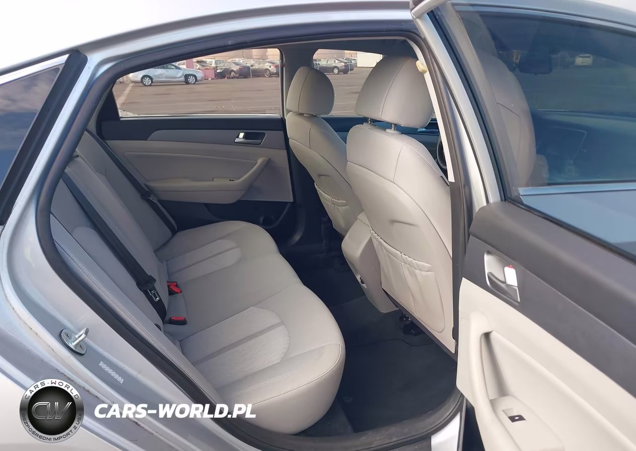 2018 Hyundai Sonata Hybrid Se VIN:KMHE24L30JA084132 - 8