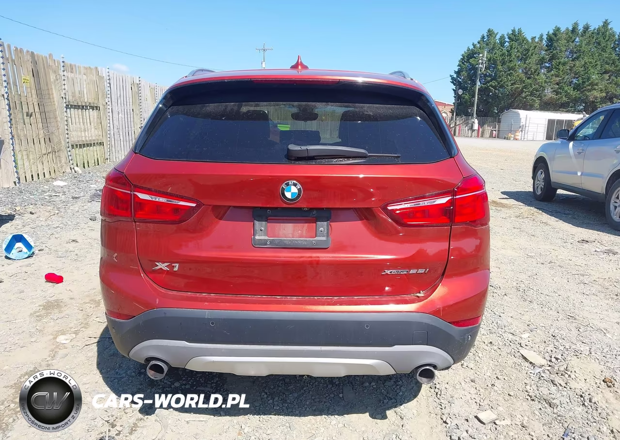 2019 BMW X1 xDrive28I VIN:WBXHT3C53K5L89647 - 17