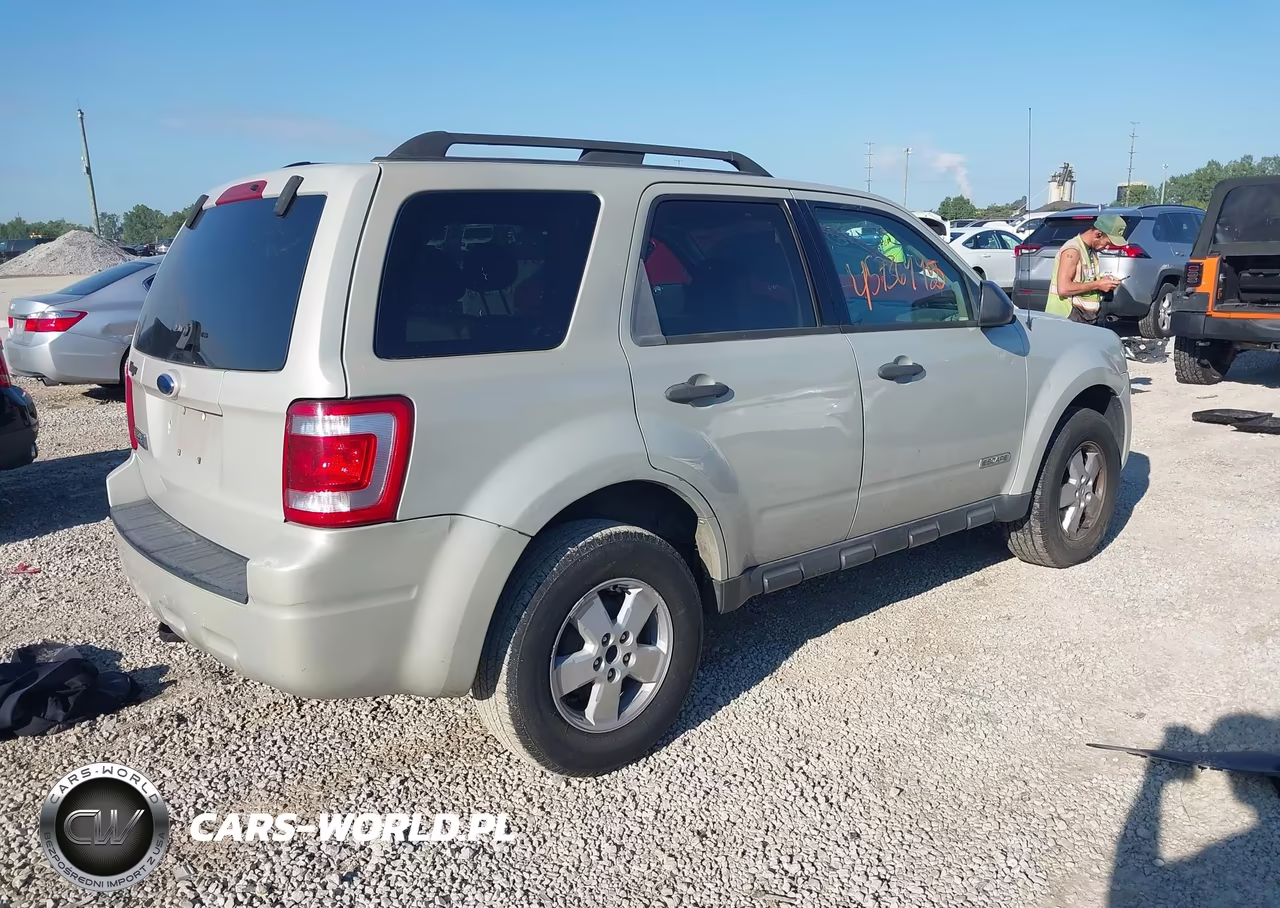 2008 Ford Escape Xlt VIN:1FMCU03Z58KA91404 - 4