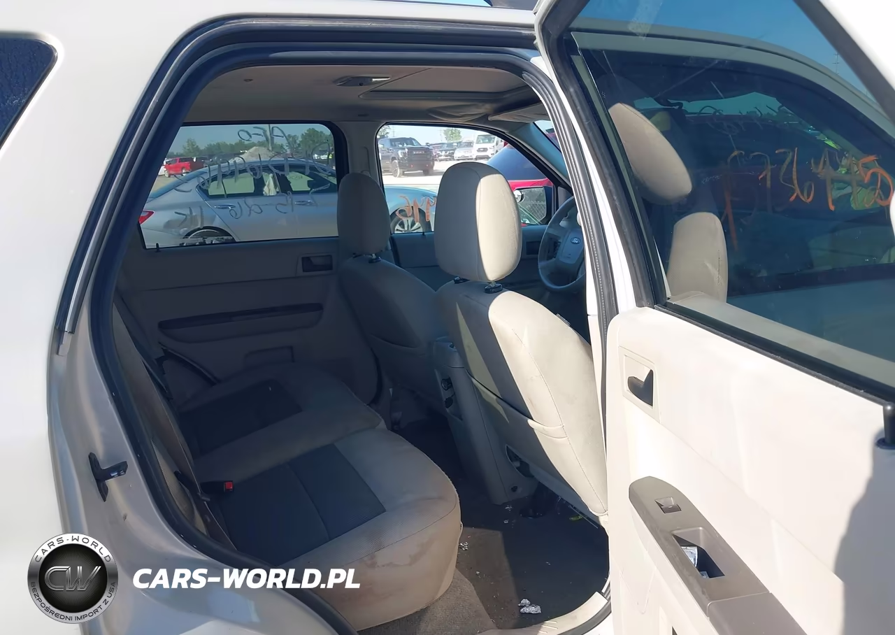 2008 Ford Escape Xlt VIN:1FMCU03Z58KA91404 - 8
