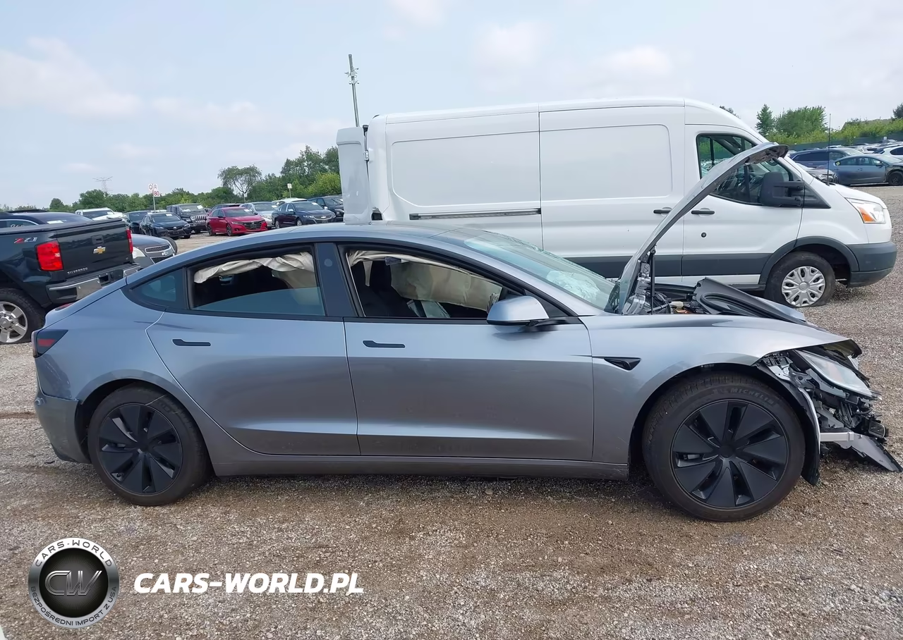 2026 Tesla Model 3 Premium All-Wheel Drive VIN:5YJ3E1EB4TF206765 - 11