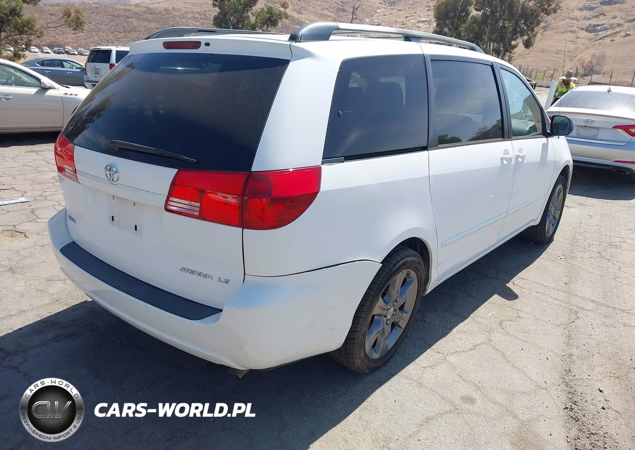 2004 Toyota Sienna Le VIN:5TDZA23C44S014623 - 4