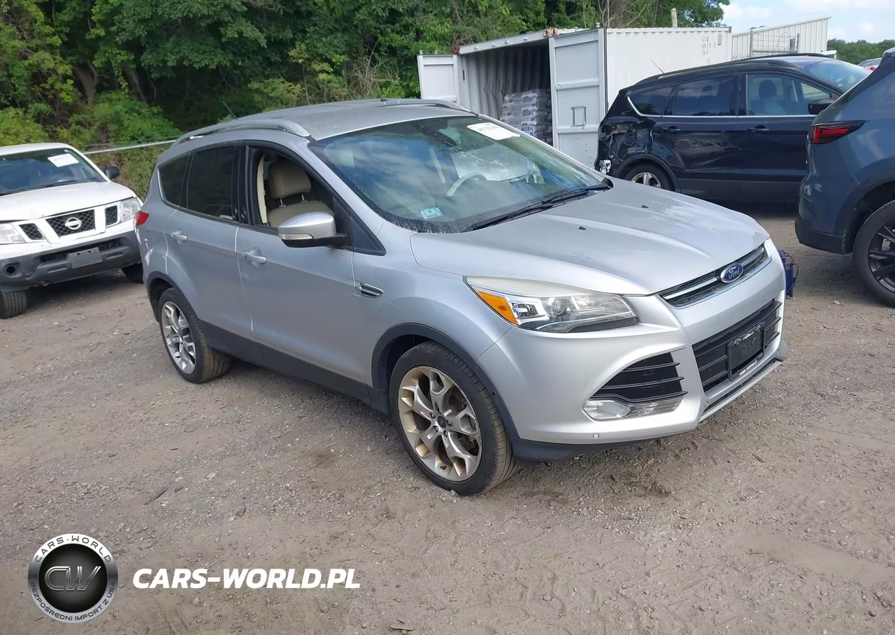 2015 Ford Escape Titanium – zdjęcie 1 z 11