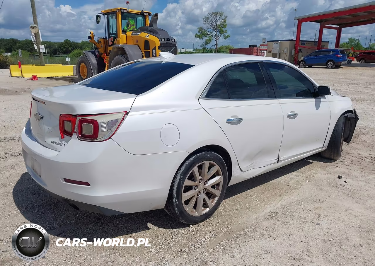 2015 Chevrolet Malibu 1Lz VIN:1G11F5SL0FF169568 - 4